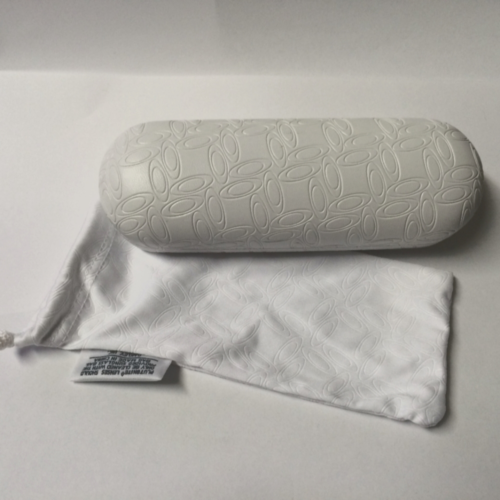 OAKLEY white hardcase for sunglasses